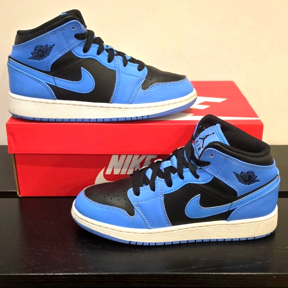 Jordan 1 Mid 'University Blue Black' Youth